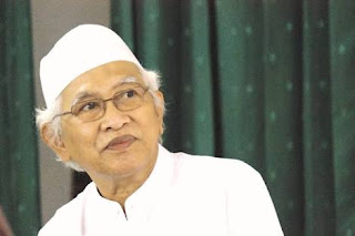 Gus Mus: Jadi Cawapres, Kiai Ma’ruf Amin Harus Mundur dari Rais Aam PBNU  