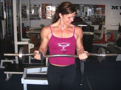 female bodybuilder