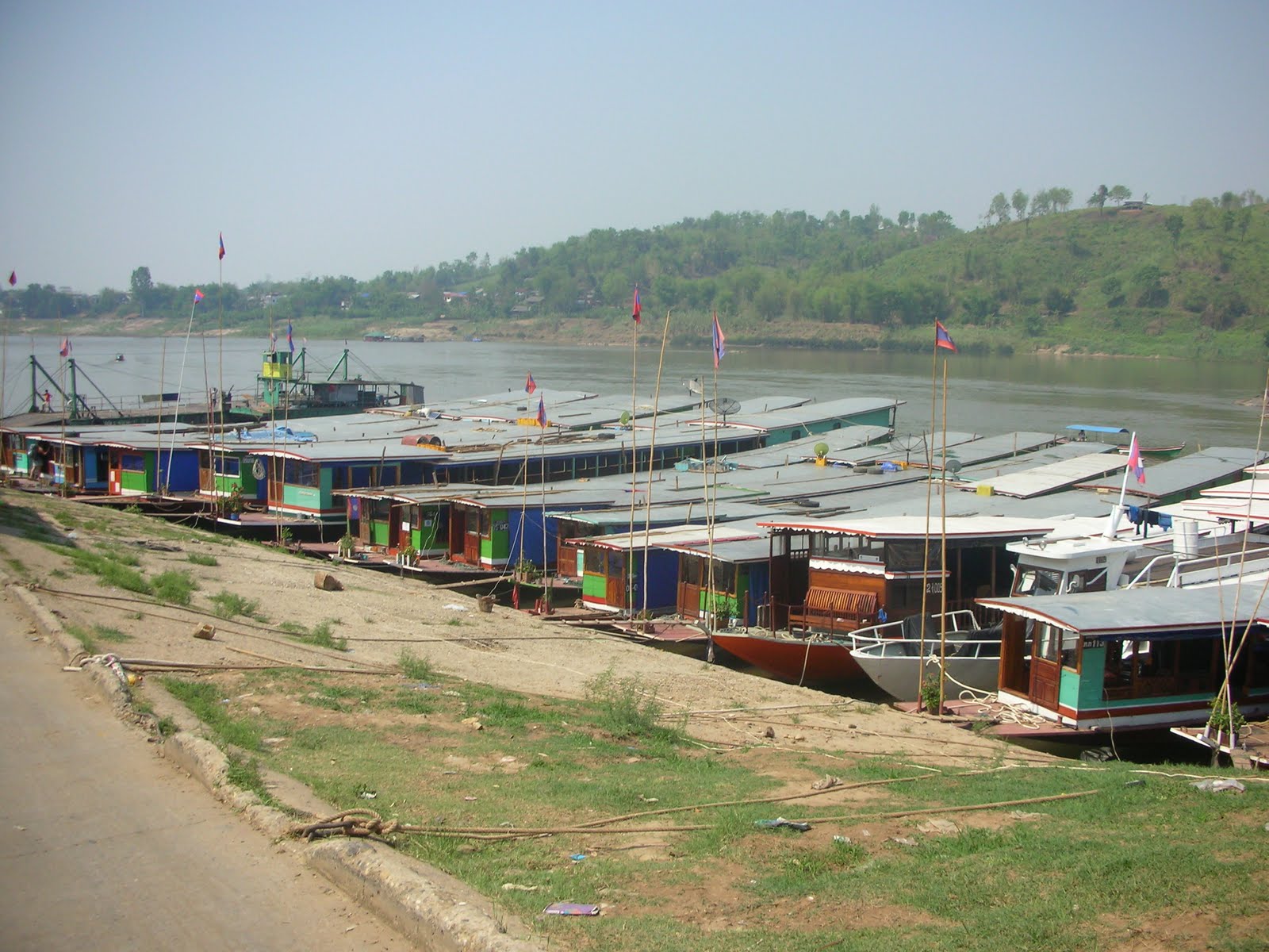 Mekong+river+laos
