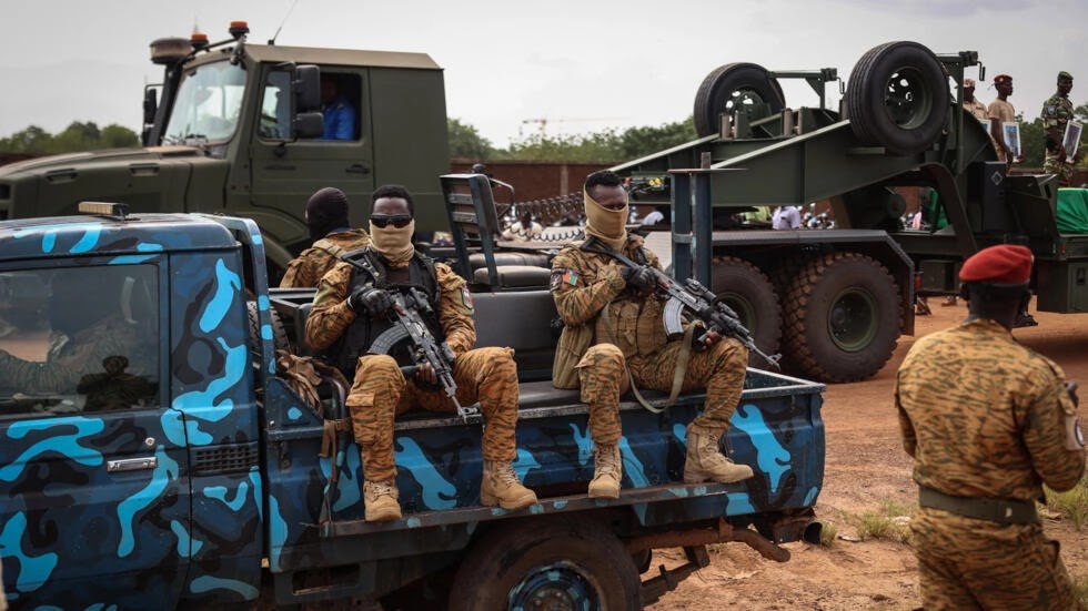 In this file photo taken on October 8, 2022, Burkina Faso soldiers are seen in Ouagadougou during a burial of soldiers killed in an ambush in Gaskinde. © Olympia de Maismont, AFP