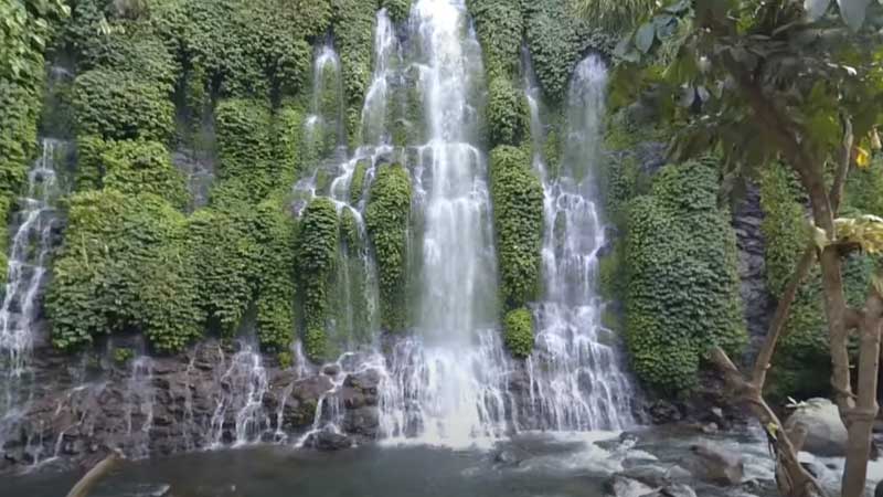 Air Terjun di Lahat