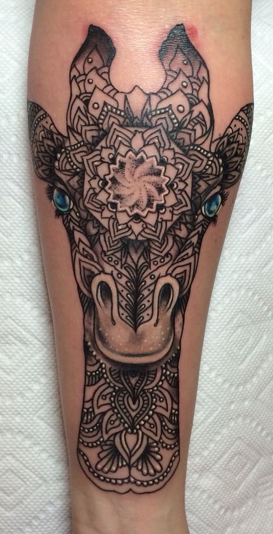 ornamentado_girafa_perna_tatuagem