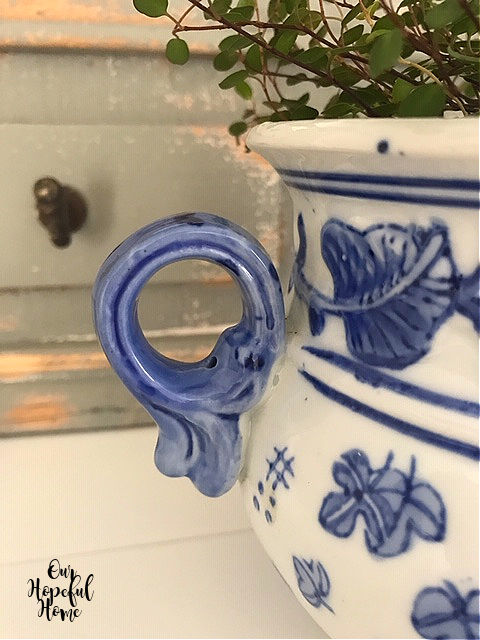 chinoiserie cachepot porcelain handle