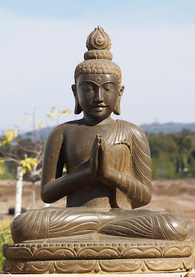 namaste-buda-piedra