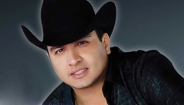 Cantante Julion Alvarez en Monterrey