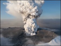 Gunung Meletus Islandia