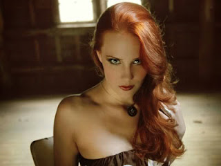 Simone Simons