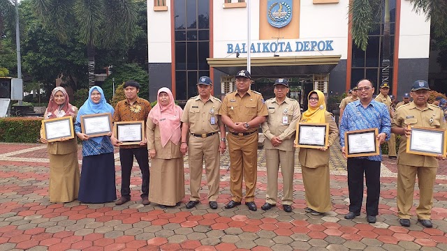 Enam Sekolah Binaan DLHK Dapat Penghargaan Adiwiyata Nasional