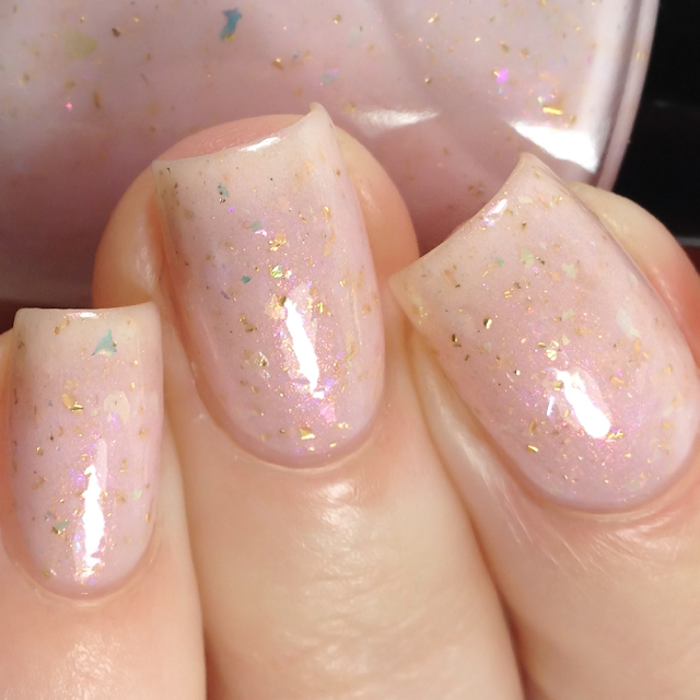 Pahlish-Champagne Float