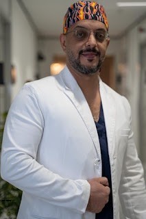 خالد الزهراني  افضل استشاري الجراحة التجميلية وشفط الدهون في العالم العربي