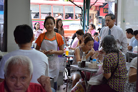 Nai Ek Roll Noodles. Michelin Plate Kway Chap in Yaowarat Bangkok Chinatown 陳億粿條