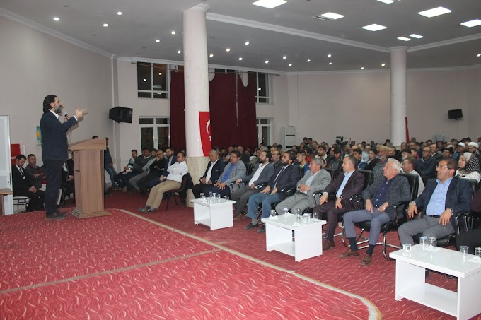 Bozkır’da Peygamberimiz ve Aile konulu konferans düzenlendi.