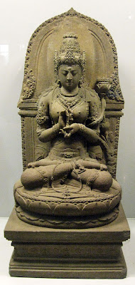 Patung Prajna Paramita