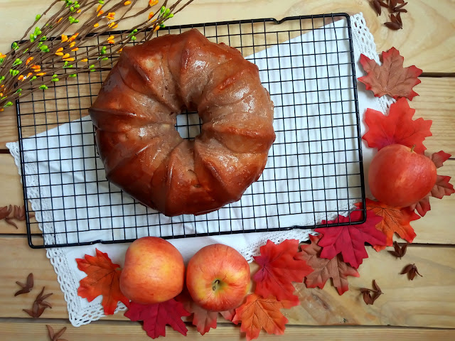 Bundt cake de vino, canela y manzana en CrockPot (olla de cocción lenta) Bizcocho, moscatel, recetas de otoño, horno, desayuno, postre, merienda. Cuca