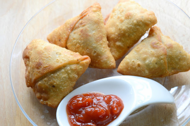 Aloo- Peas Samosa | How to make  Punjabi Samosa 