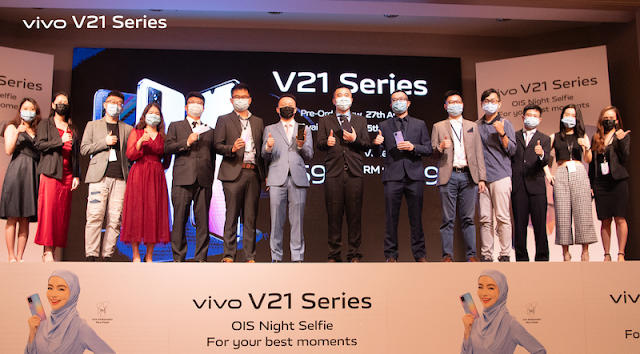 vivo V21, V 21e  SPORTS BREAKTHROUGH IN NIGHT PHOTOGRAPHY