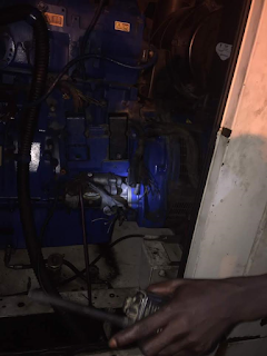 Man caught while vandalising  generator in a bank premise in Lagos