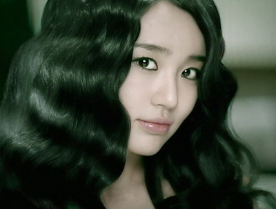 Yoon Eun Hye 