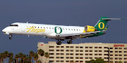 Horizon Air CRJ701 (c/n 10041) N611QX which sports the 'Oregon Ducks' . (apin qxarrlgb)