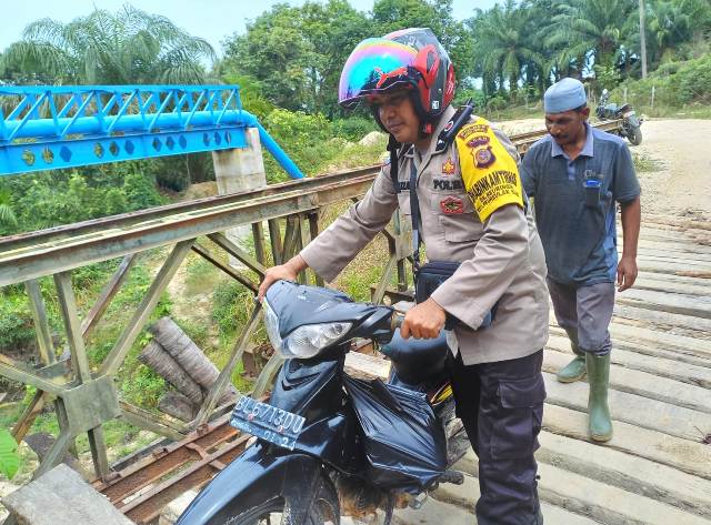 Sigap dan Tanggap Bhabinkamtibmas Polsek Peureulak Barat