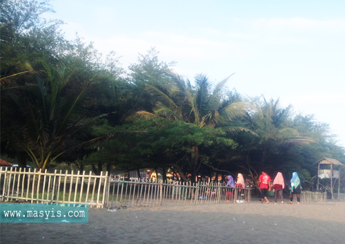 Pantai Legend Beribu Kenangan di Kebumen Pantai Petanahan