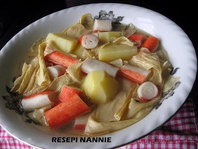 RESEPI NANNIE: Sup ubi kentang n crab stick