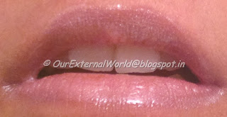 Icing Lip Gloss Frosty Pink - swatch