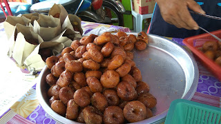 Kuih Keria Antarabangsa Hajah Rahmah Melaka - Cerita 