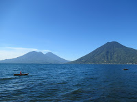 lago atitlan viaggio in solitaria