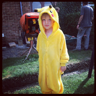 boyin pikachu costume