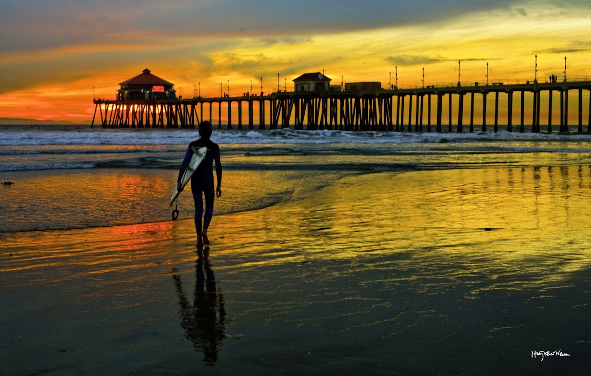 Huntington Beach Pier, December 15, 2009