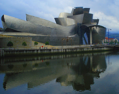 [Image: blob+architecture+blobism+blobitecture+g...bilbao.jpg]