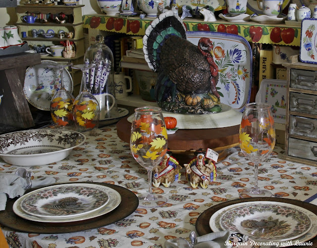 Thanksgiving Decor-Bargain Decorating with Laurie