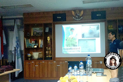 Presentasi oleh pihak AQUA