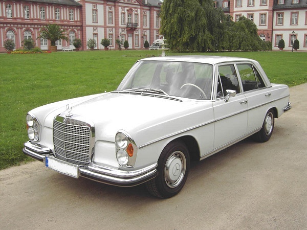 1970 Mercedes 280SE from here There are three similar in the event