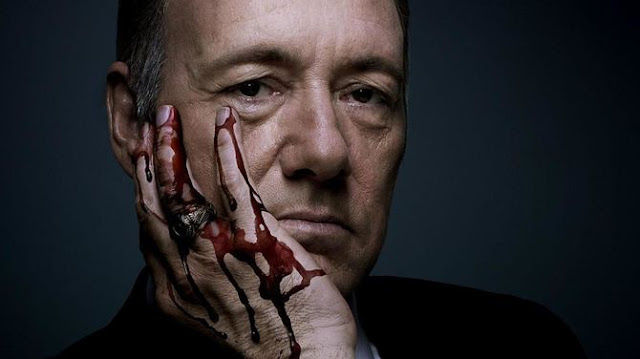 serie house of cards mega