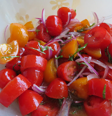 Tomato, Basil & Red Onion Salad