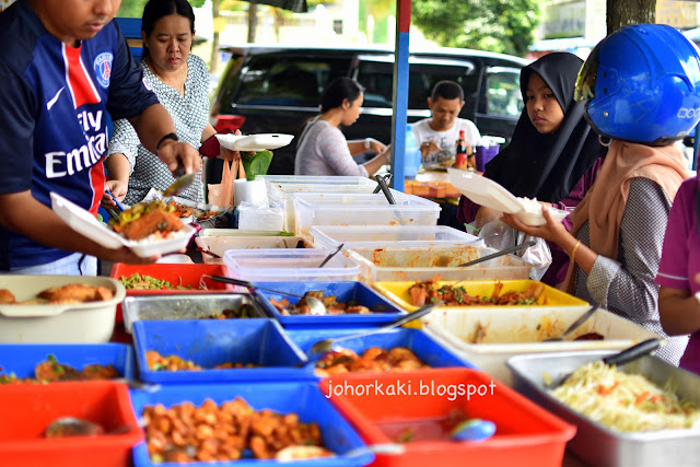 Nasi-Campur-Desa-Terbrau-Sri-Lanang-Johor-Bahru