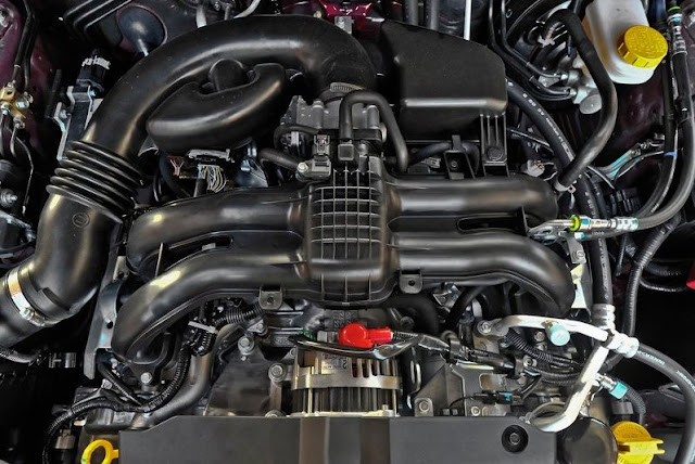 Subaru Impreza 5-door 2012 engine