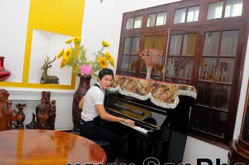 Nhà như siêu thị đồ gỗ của diễn viên Chí Dũng - 5