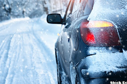 कार को बर्फ में चला रहे हैं रखें ख्याल; वरना होगी परेशानी (Take care while driving the car in snow; otherwise there will be trouble)