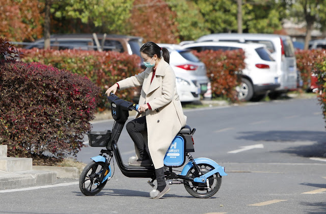 hellobike-ayudar-mantener-distanciamiento-social-lanza-bicicleta-electrica-yunki 