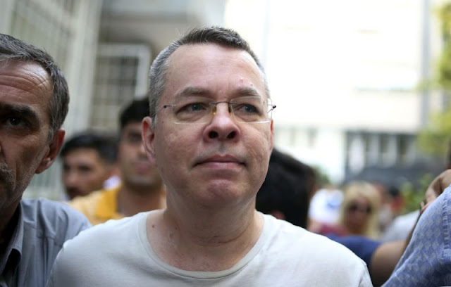 Turkey sets free American pastor