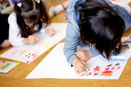 ¿Cuáles son los beneficios de la educación Montessori?