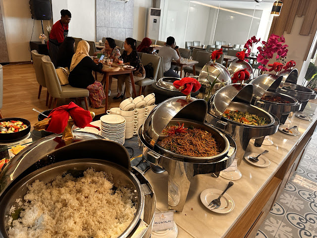 SIP Azana Hotel Jayapura Gelar Iftar Trial Food Nikmati Menu Nusantara dan Middle East “Fusion Ramadhan”