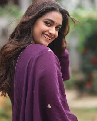 Actress Keerthy suresh latest photoshoot Collections 2022- cineglams.com