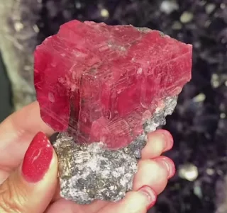 Rhodonite