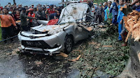 Pohon Randu Tumbang Menewaskan 4 Orang
