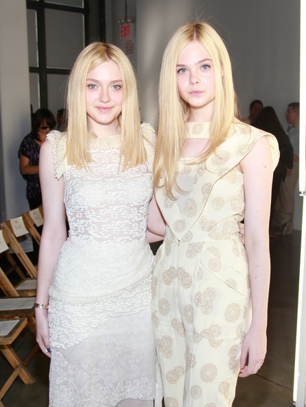 Dakota and Elle Fanning have signed with WME The teenage actresses made the