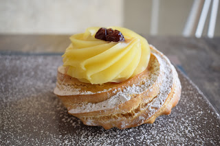 An example of Zeppole di San Giuseppe, one of Italy's traditional Father's Day treats